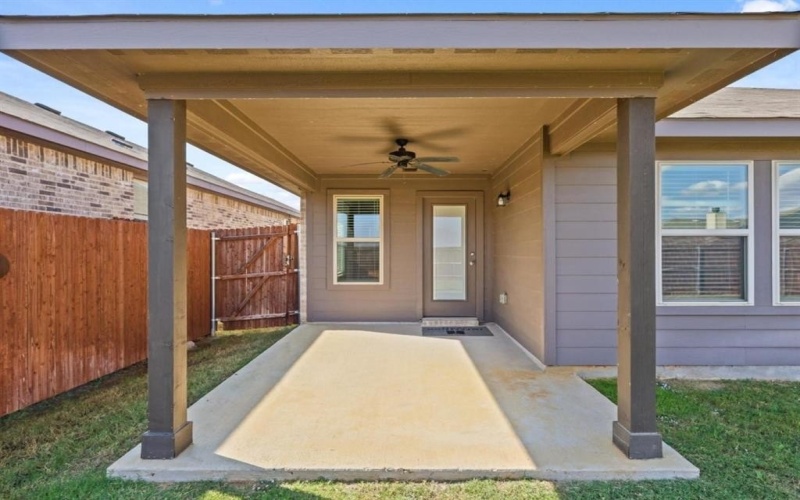 1011 Pecos Street, Aubrey, TX 76227, 4 Bedrooms Bedrooms, ,2 BathroomsBathrooms,Residential Lease,For Rent,1011 Pecos Street,20946040