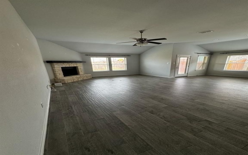 1011 Pecos Street, Aubrey, TX 76227, 4 Bedrooms Bedrooms, ,2 BathroomsBathrooms,Residential Lease,For Rent,1011 Pecos Street,20946040