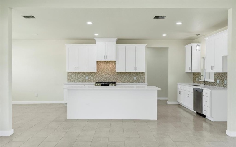 548 Highview Court, Godley, TX 76044, 3 Habitaciones Habitaciones , ,2 BañosBaños,Residential,En Venta,548 Highview Court,20946388