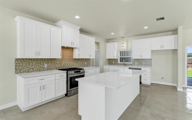 548 Highview Court, Godley, TX 76044, 3 Habitaciones Habitaciones , ,2 BañosBaños,Residential,En Venta,548 Highview Court,20946388