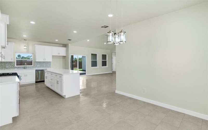 548 Highview Court, Godley, TX 76044, 3 Habitaciones Habitaciones , ,2 BañosBaños,Residential,En Venta,548 Highview Court,20946388