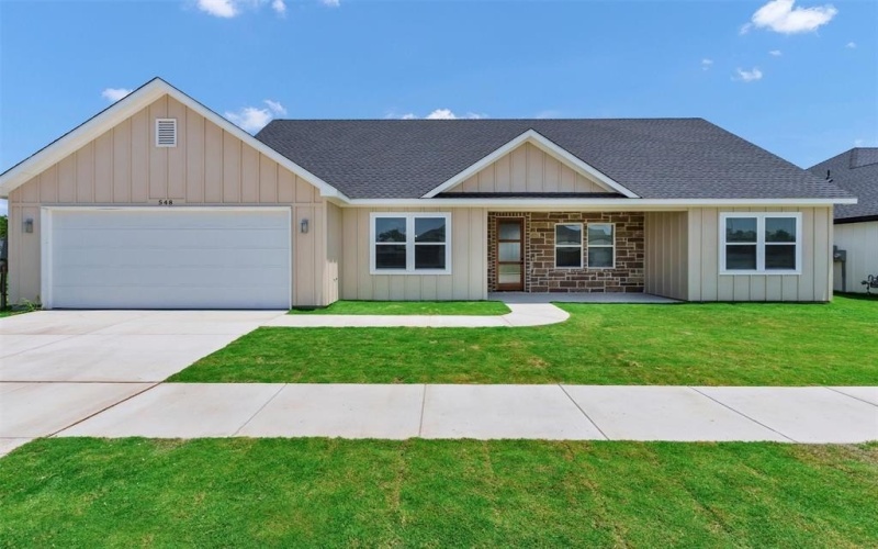 548 Highview Court, Godley, TX 76044, 3 Habitaciones Habitaciones , ,2 BañosBaños,Residential,En Venta,548 Highview Court,20946388