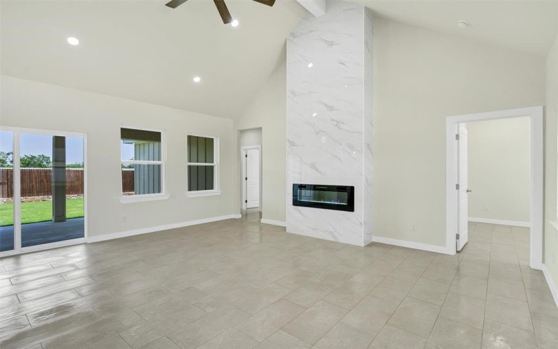 548 Highview Court, Godley, TX 76044, 3 Habitaciones Habitaciones , ,2 BañosBaños,Residential,En Venta,548 Highview Court,20946388