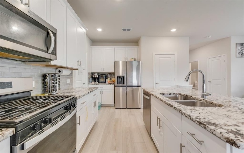 808 Seagram Trail, Lowry Crossing, TX 75069, 4 Bedrooms Bedrooms, ,2 BathroomsBathrooms,Residential Lease,For Rent,808 Seagram Trail,20946423