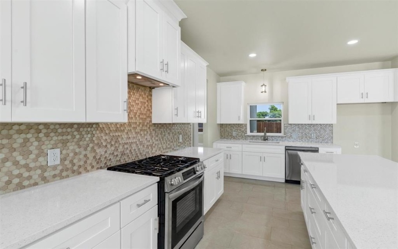 548 Highview Court, Godley, TX 76044, 3 Habitaciones Habitaciones , ,2 BañosBaños,Residential Lease,En Alquiler,548 Highview Court,20946452