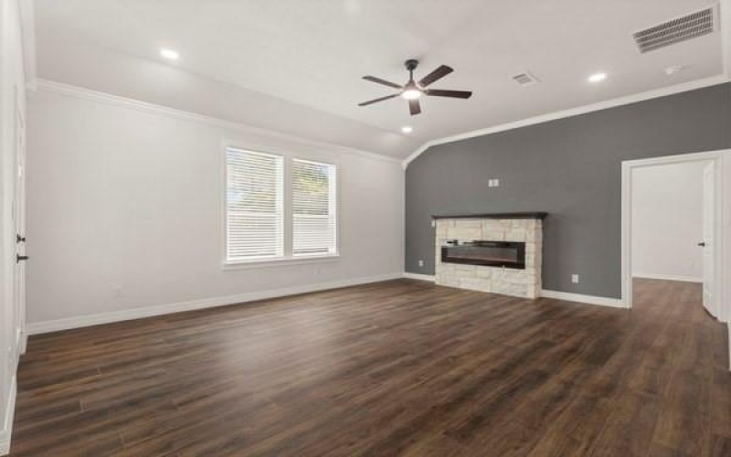 304 Pearl Harbor Street, Tool, TX 75143, 4 Bedrooms Bedrooms, ,2 BathroomsBathrooms,Residential,For Sale,304 Pearl Harbor Street,20946980