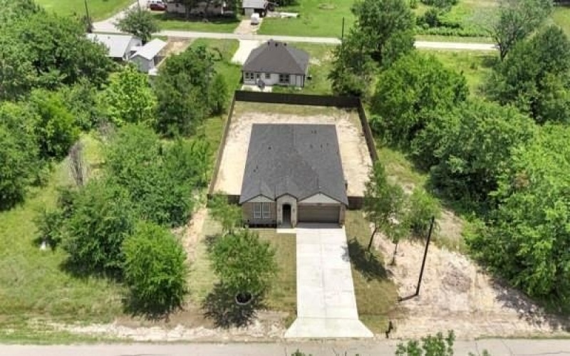 304 Pearl Harbor Street, Tool, TX 75143, 4 Bedrooms Bedrooms, ,2 BathroomsBathrooms,Residential,For Sale,304 Pearl Harbor Street,20946980