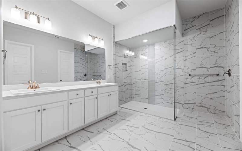 16532 Dunkirk Lane, Frisco, TX 75035, 4 Bedrooms Bedrooms, ,3 BathroomsBathrooms,Residential,For Sale,16532 Dunkirk Lane,20947144