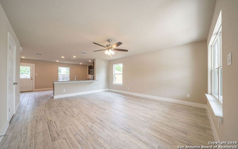326 Mar Hill, Seguin, TX 78155, 3 Bedrooms Bedrooms, ,2 BathroomsBathrooms,Residential,For Sale,326 Mar Hill,1869760