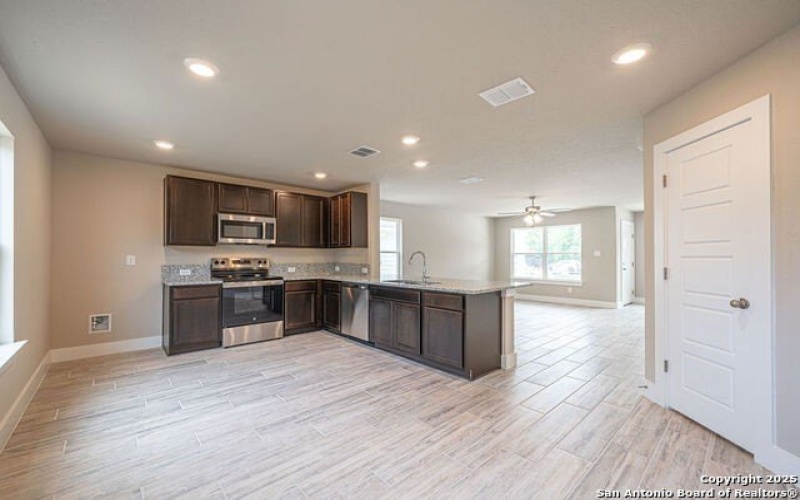 326 Mar Hill, Seguin, TX 78155, 3 Bedrooms Bedrooms, ,2 BathroomsBathrooms,Residential,For Sale,326 Mar Hill,1869760