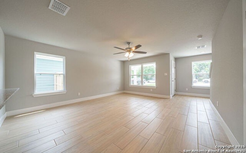 324 Mar Hill, Seguin, TX 78155, 3 Bedrooms Bedrooms, ,2 BathroomsBathrooms,Residential,For Sale,324 Mar Hill,1869761