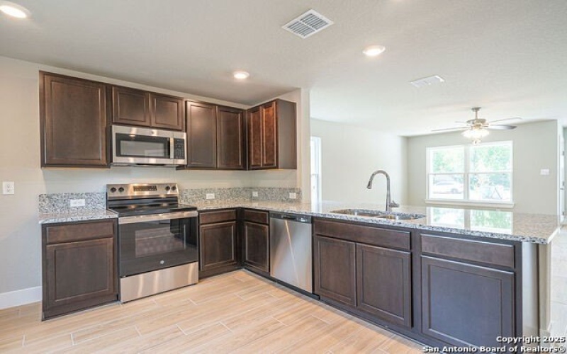 324 Mar Hill, Seguin, TX 78155, 3 Bedrooms Bedrooms, ,2 BathroomsBathrooms,Residential,For Sale,324 Mar Hill,1869761