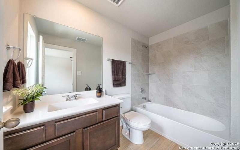 324 Mar Hill, Seguin, TX 78155, 3 Bedrooms Bedrooms, ,2 BathroomsBathrooms,Residential,For Sale,324 Mar Hill,1869761