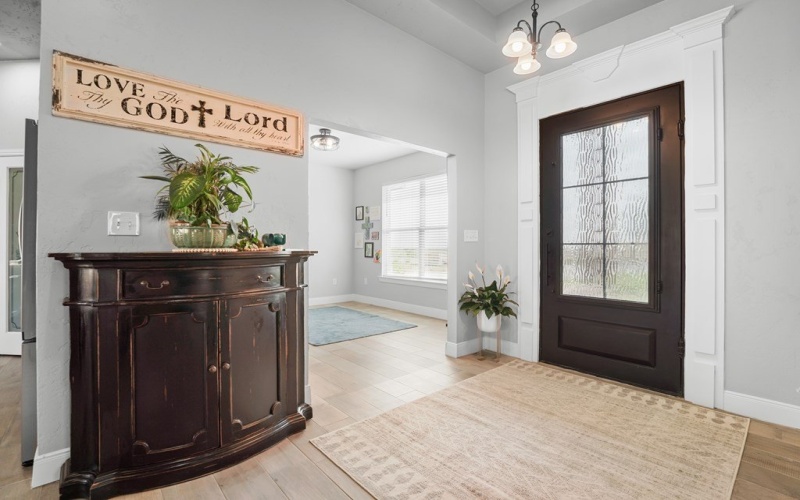 2206 S County Rd 1054, Midland, TX 79706, 4 Bedrooms Bedrooms, ,3 BathroomsBathrooms,Residential,For Sale,2206 S County Rd 1054,50082405