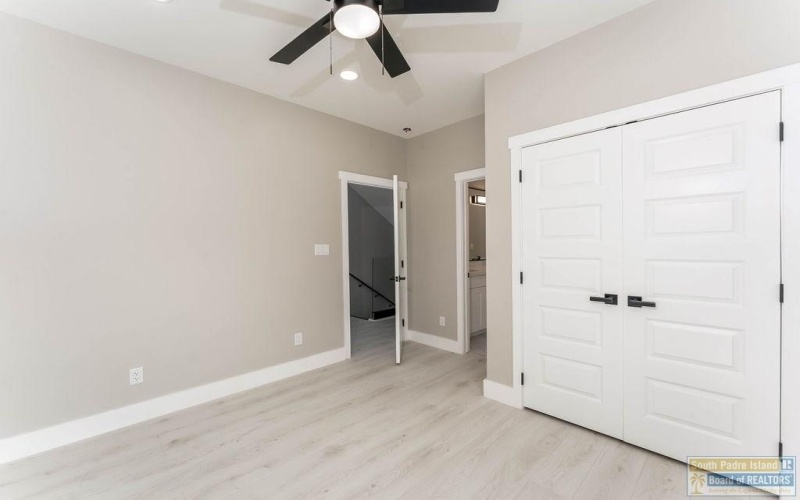 128A Saturn Lane #A, South Padre Island, TX 78597, 6 Habitaciones Habitaciones , ,6 BañosBaños,Residential,En Venta,128A Saturn Lane,103808
