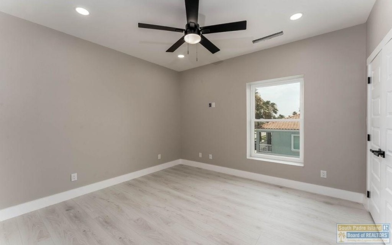 128A Saturn Lane #A, South Padre Island, TX 78597, 6 Habitaciones Habitaciones , ,6 BañosBaños,Residential,En Venta,128A Saturn Lane,103808
