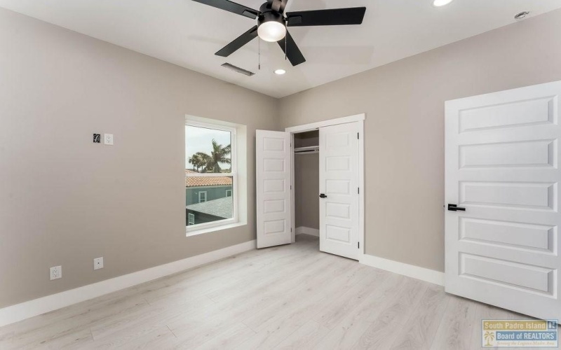 128A Saturn Lane #A, South Padre Island, TX 78597, 6 Habitaciones Habitaciones , ,6 BañosBaños,Residential,En Venta,128A Saturn Lane,103808