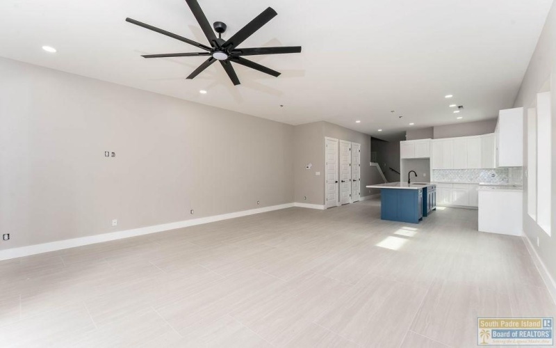 128A Saturn Lane #A, South Padre Island, TX 78597, 6 Habitaciones Habitaciones , ,6 BañosBaños,Residential,En Venta,128A Saturn Lane,103808