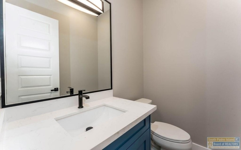 128A Saturn Lane #A, South Padre Island, TX 78597, 6 Habitaciones Habitaciones , ,6 BañosBaños,Residential,En Venta,128A Saturn Lane,103808