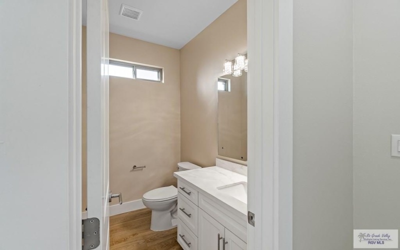 401 VALLE ALTO DR., LOS FRESNOS, TX 78566, 3 Bedrooms Bedrooms, ,2 BathroomsBathrooms,Residential,For Sale,401 VALLE ALTO DR.,29761521
