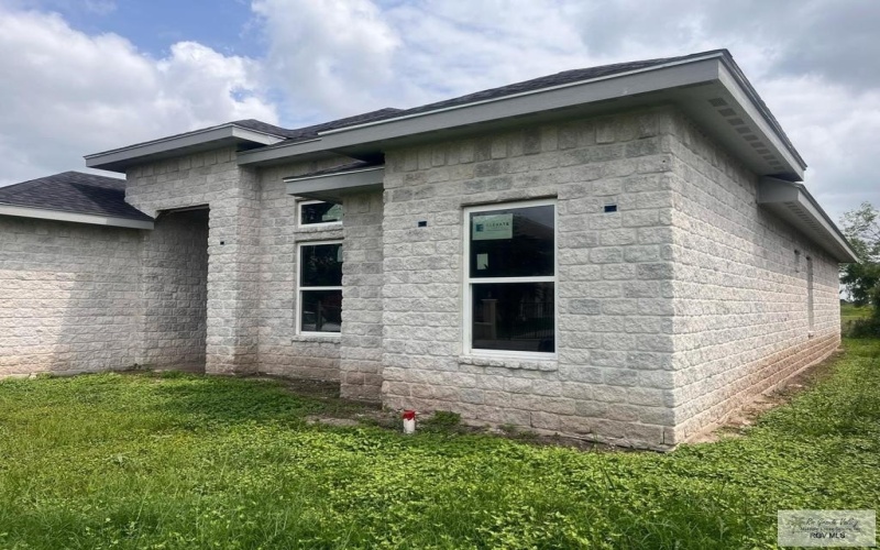6692 LOS LOBOS DR., BROWNSVILLE, TX 78521, 3 Bedrooms Bedrooms, ,2 BathroomsBathrooms,Residential,For Sale,6692 LOS LOBOS DR.,29765462