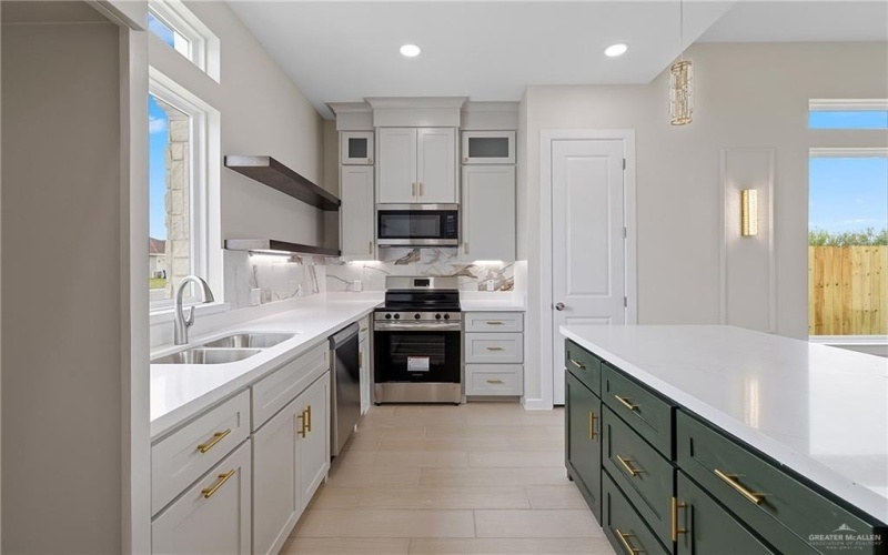 9110 N 25th Street, McAllen, TX 78504, 3 Bedrooms Bedrooms, ,2 BathroomsBathrooms,Residential,For Sale,9110 N 25th Street,471892