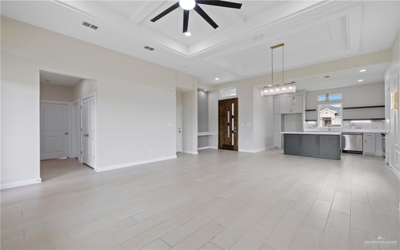 9110 N 25th Street, McAllen, TX 78504, 3 Bedrooms Bedrooms, ,2 BathroomsBathrooms,Residential,For Sale,9110 N 25th Street,471892