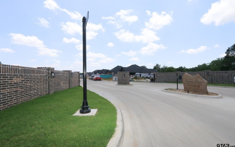 16527 Cooper Way, Tyler, TX 75703, 4 Bedrooms Bedrooms, ,2 BathroomsBathrooms,Residential,For Sale,16527 Cooper Way,25007894
