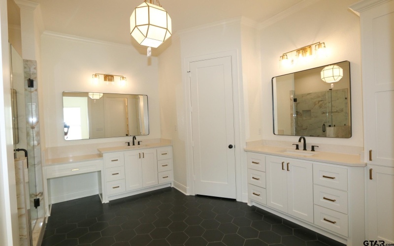 16519 Cooper Way, Tyler, TX 75703, 4 Habitaciones Habitaciones , ,3 BañosBaños,Residential,En Venta,16519 Cooper Way,25007899