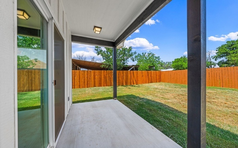 712 Gilmer St, Kerrville, TX 78028, 3 Habitaciones Habitaciones , ,2 BañosBaños,Residential,En Venta,712 Gilmer St,119347