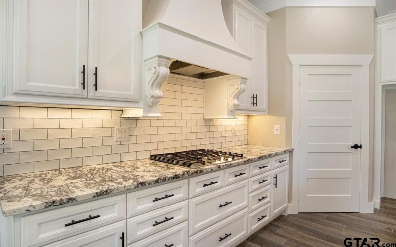 12255 Oak Grove Drive, Tyler, TX 75706, 4 Bedrooms Bedrooms, ,2 BathroomsBathrooms,Residential,For Sale,12255 Oak Grove Drive,25007814
