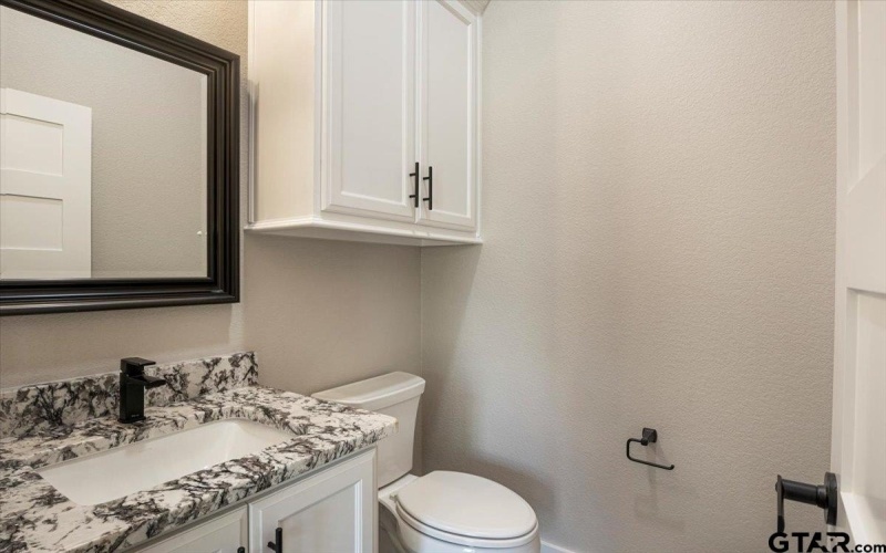 12255 Oak Grove Drive, Tyler, TX 75706, 4 Bedrooms Bedrooms, ,2 BathroomsBathrooms,Residential,For Sale,12255 Oak Grove Drive,25007814