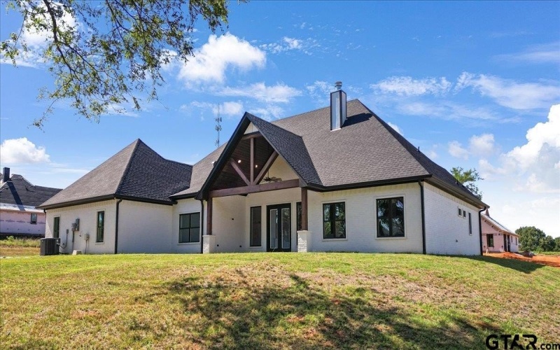 12255 Oak Grove Drive, Tyler, TX 75706, 4 Bedrooms Bedrooms, ,2 BathroomsBathrooms,Residential,For Sale,12255 Oak Grove Drive,25007814