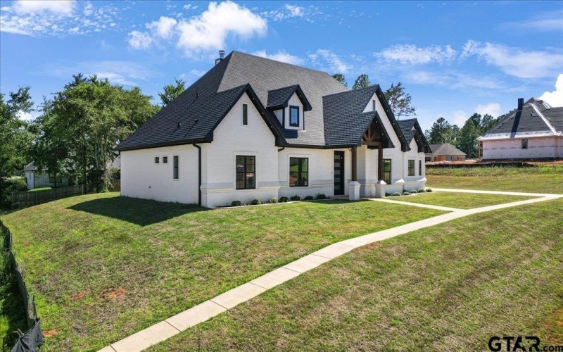 12255 Oak Grove Drive, Tyler, TX 75706, 4 Bedrooms Bedrooms, ,2 BathroomsBathrooms,Residential,For Sale,12255 Oak Grove Drive,25007814