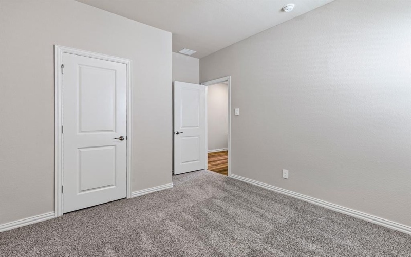 215 Sugarlands Drive, Greenville, TX 75402, 4 Habitaciones Habitaciones , ,3 BañosBaños,Residential,En Venta,215 Sugarlands Drive,20942793