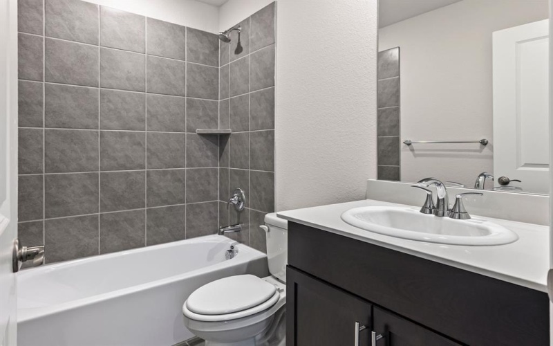215 Sugarlands Drive, Greenville, TX 75402, 4 Habitaciones Habitaciones , ,3 BañosBaños,Residential,En Venta,215 Sugarlands Drive,20942793