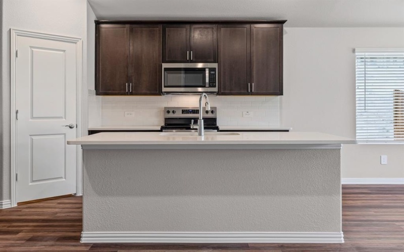 215 Sugarlands Drive, Greenville, TX 75402, 4 Habitaciones Habitaciones , ,3 BañosBaños,Residential,En Venta,215 Sugarlands Drive,20942793