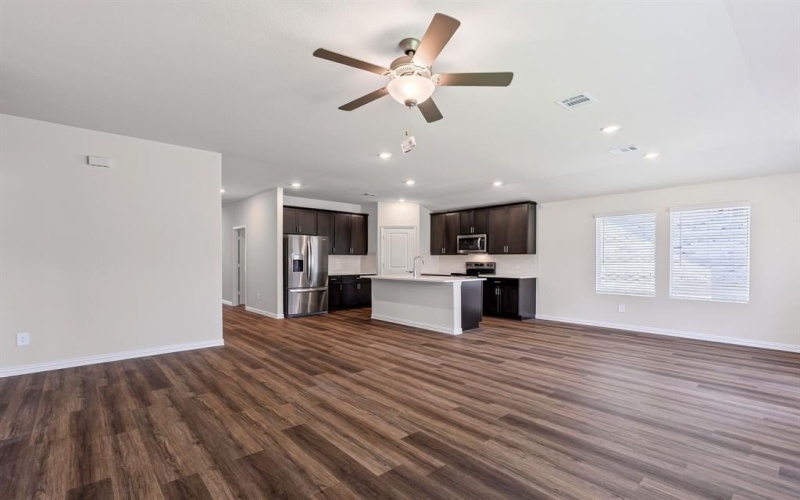 215 Sugarlands Drive, Greenville, TX 75402, 4 Habitaciones Habitaciones , ,3 BañosBaños,Residential,En Venta,215 Sugarlands Drive,20942793