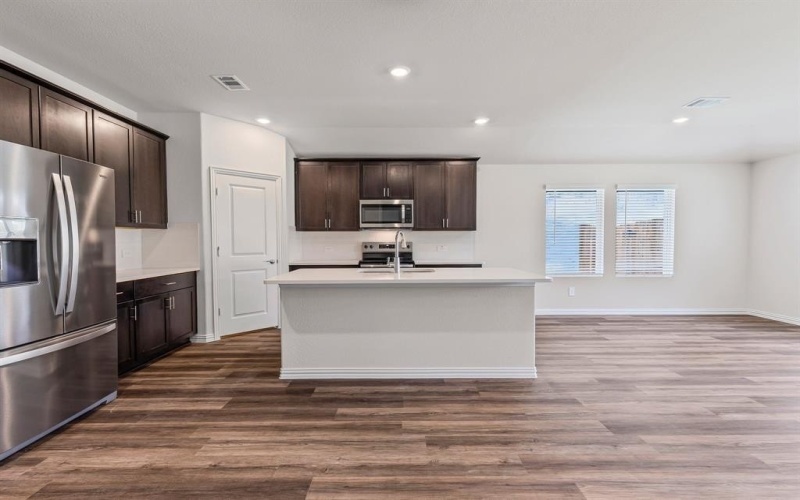 215 Sugarlands Drive, Greenville, TX 75402, 4 Habitaciones Habitaciones , ,3 BañosBaños,Residential,En Venta,215 Sugarlands Drive,20942793