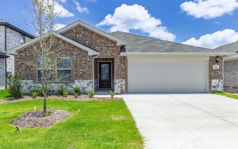 215 Sugarlands Drive, Greenville, TX 75402, 4 Habitaciones Habitaciones , ,3 BañosBaños,Residential,En Venta,215 Sugarlands Drive,20942793