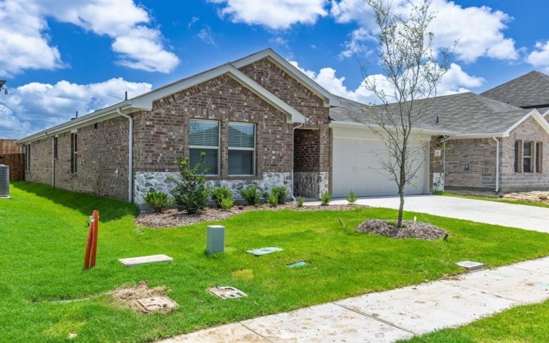 215 Sugarlands Drive, Greenville, TX 75402, 4 Habitaciones Habitaciones , ,3 BañosBaños,Residential,En Venta,215 Sugarlands Drive,20942793