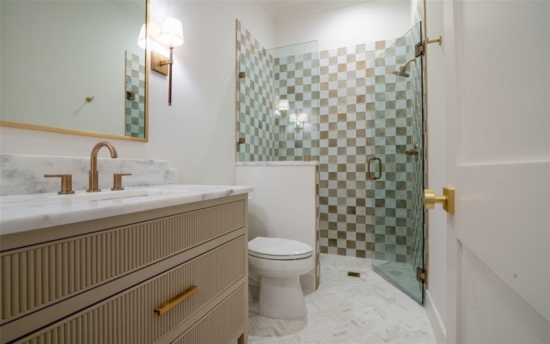 9621 Larchcrest Drive, Dallas, TX 75238, 4 Bedrooms Bedrooms, ,5 BathroomsBathrooms,Residential,For Sale,9621 Larchcrest Drive,20912017