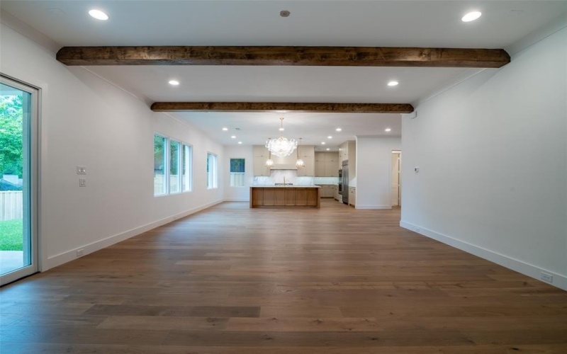 9621 Larchcrest Drive, Dallas, TX 75238, 4 Bedrooms Bedrooms, ,5 BathroomsBathrooms,Residential,For Sale,9621 Larchcrest Drive,20912017