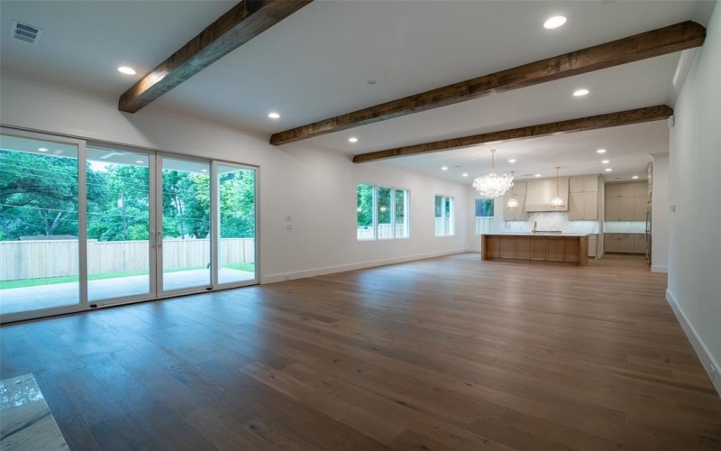 9621 Larchcrest Drive, Dallas, TX 75238, 4 Bedrooms Bedrooms, ,5 BathroomsBathrooms,Residential,For Sale,9621 Larchcrest Drive,20912017
