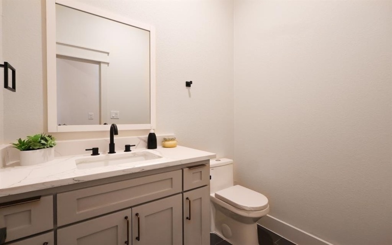 2836 Avenue L, Fort Worth, TX 76105, 4 Bedrooms Bedrooms, ,2 BathroomsBathrooms,Residential,For Sale,2836 Avenue L,20944207