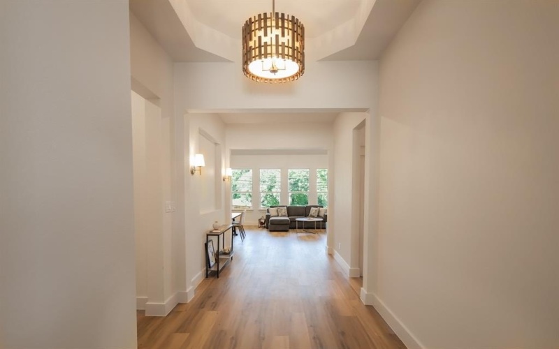 2836 Avenue L, Fort Worth, TX 76105, 4 Bedrooms Bedrooms, ,2 BathroomsBathrooms,Residential,For Sale,2836 Avenue L,20944207
