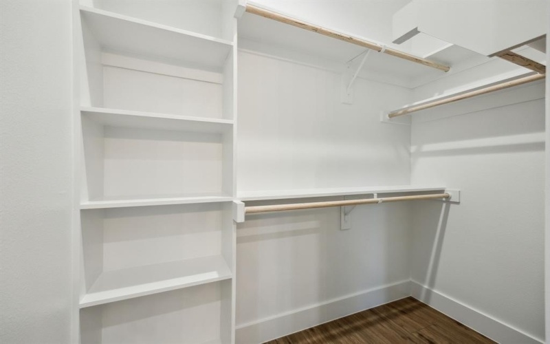 4002 ROBERT L PARISH SR Avenue, Dallas, TX 75210, 3 Bedrooms Bedrooms, ,2 BathroomsBathrooms,Residential,For Sale,4002 ROBERT L PARISH SR Avenue,20944563