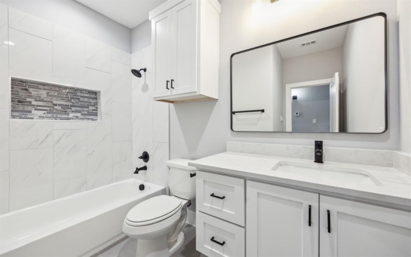 4002 ROBERT L PARISH SR Avenue, Dallas, TX 75210, 3 Bedrooms Bedrooms, ,2 BathroomsBathrooms,Residential,For Sale,4002 ROBERT L PARISH SR Avenue,20944563