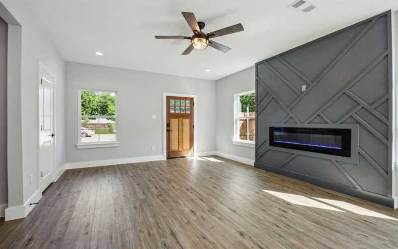 4002 ROBERT L PARISH SR Avenue, Dallas, TX 75210, 3 Bedrooms Bedrooms, ,2 BathroomsBathrooms,Residential,For Sale,4002 ROBERT L PARISH SR Avenue,20944563
