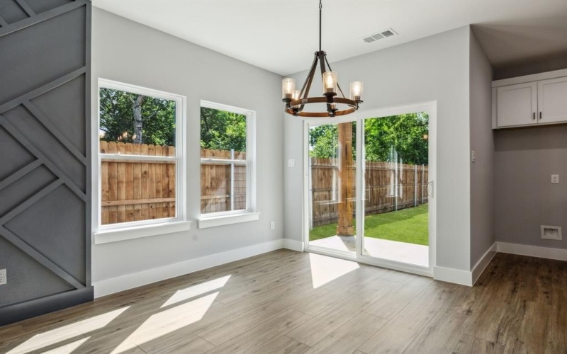 4002 ROBERT L PARISH SR Avenue, Dallas, TX 75210, 3 Bedrooms Bedrooms, ,2 BathroomsBathrooms,Residential,For Sale,4002 ROBERT L PARISH SR Avenue,20944563